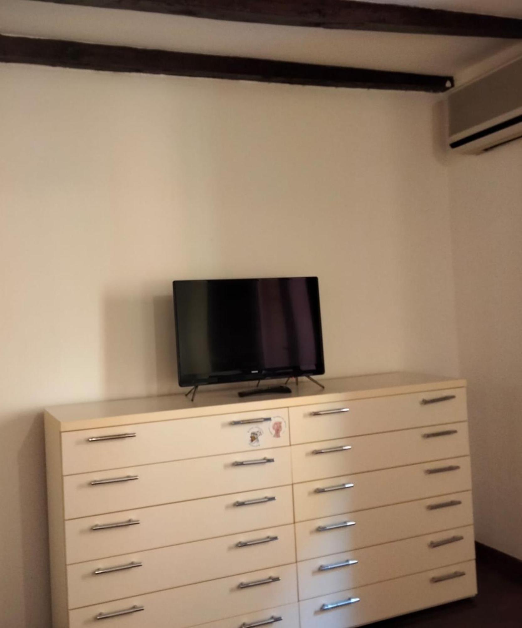 Historic E Comfort Suite - Locazione Semplice Bologna Eksteriør billede